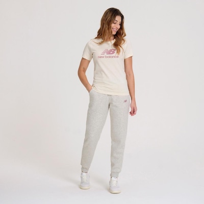 Camiseta New Balance Essentials - Feminina - Foto 4