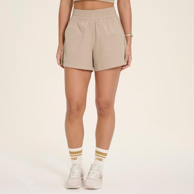 Shorts New Balance Trend Small Logo Feminino - Foto 1