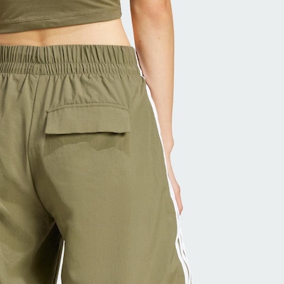 Calça Malha adidas Parachute Essentials Três Listras Lifestyle - Feminina - Foto 6