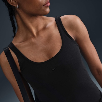 Camiseta Regata Nike Sportswear Chill Knit - Feminina - Foto 4