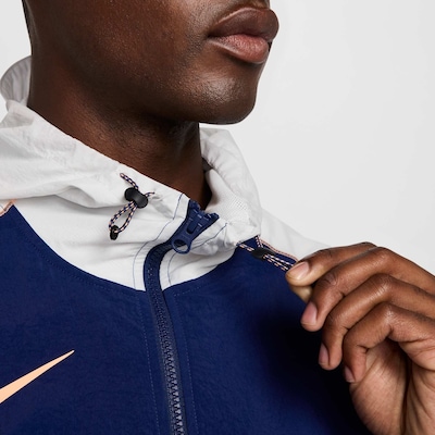 Jaqueta Nike Repel Strike - Masculina - Foto 4