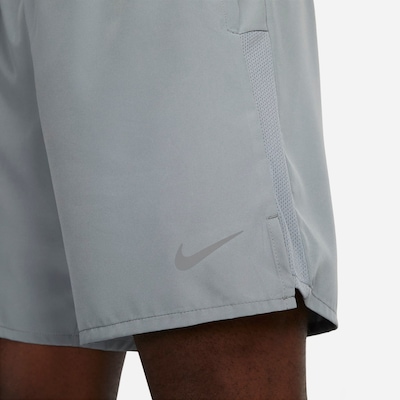 Short Nike Dri-FIT Challenger 2-in-1 - Masculino - Foto 4