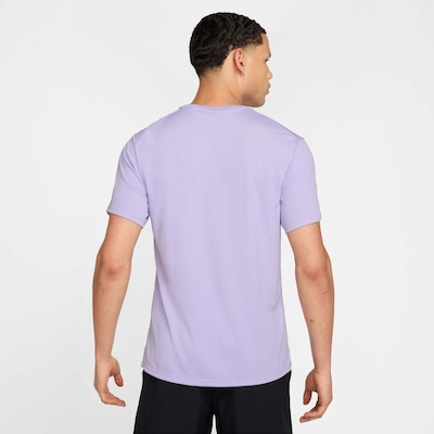 Camiseta Nike Run Energy - Masculina - Foto 2