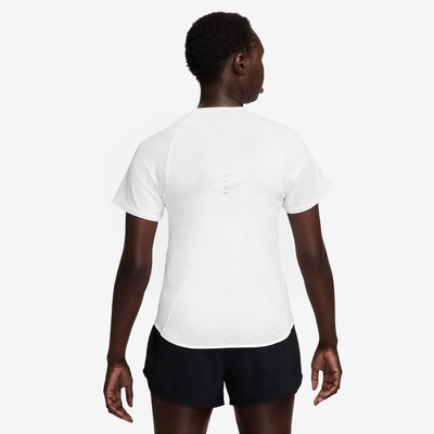Camiseta Nike Dry-FIT Feminina - Foto 2