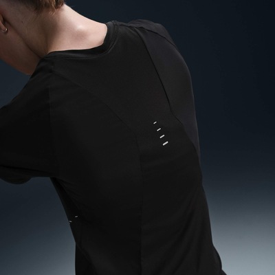 Camiseta Nike Dry-FIT Feminina - Foto 3