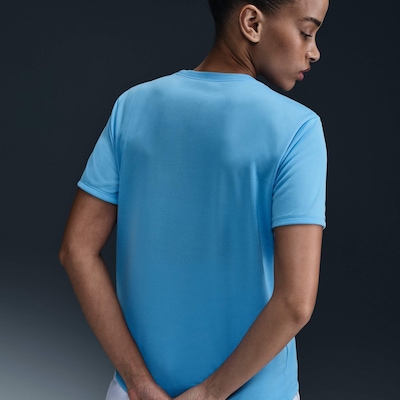 Camiseta Nike Dri-FIT - Feminina - Foto 2