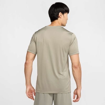 Camiseta Nike Dri-FIT Legend - Masculina - Foto 2