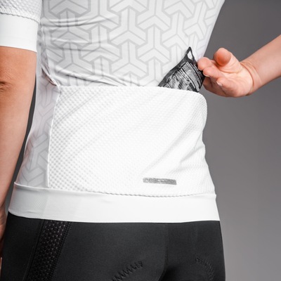 Camisa Woom Carbon Revolution - Feminina - Foto 4