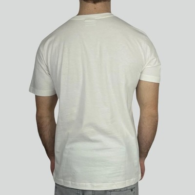 Camiseta New Era Mini Bordado Neyyan Off White - Masculina - Foto 4