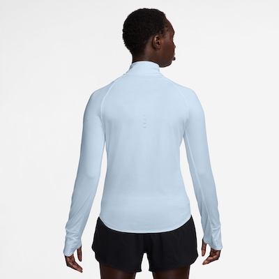 Camiseta Nike Dry-FIT - Feminina - Foto 2