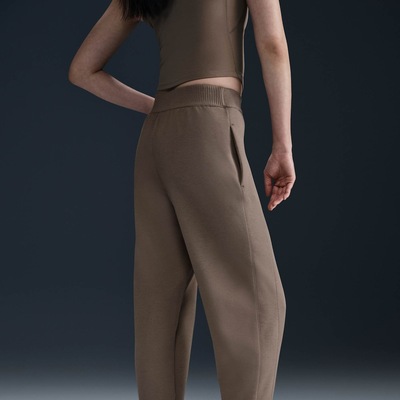 Calça Nike Dri-FIT Jogger Soft - Feminina - Foto 4