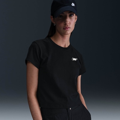Camiseta Nike Sportswear Club - Feminina - Foto 1