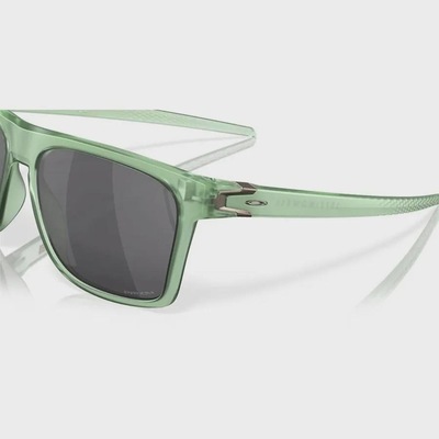 Óculos de Sol Unissex Oakley Leffingwell Matte Trans Jade Prizm Black - Foto 2
