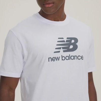 Camiseta New Balance Essentials - Masculina - Foto 3