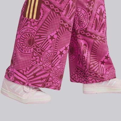 Calça Adidas Farm Tiro - Feminina - Foto 5
