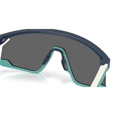 Óculos de Sol Oakley BXTR Pacific Trail Matte Abyss 1839 - Unissex - Foto 6