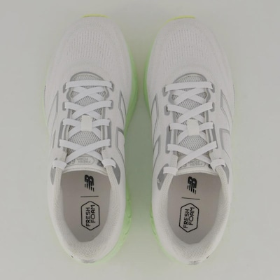 Tênis New Balance Fresh Foam 680 V8 - Feminino - Foto 4