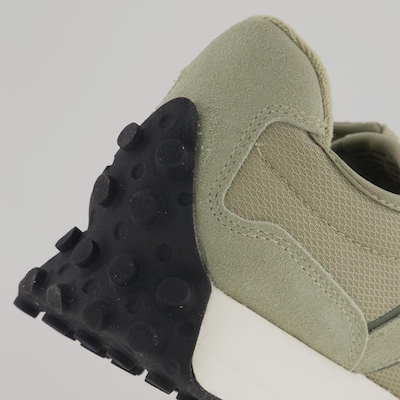 Tênis New Balance 327v1 - Unissex - Foto 6