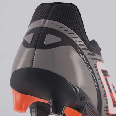 Chuteira de Campo Umbro Gravity - Adulto - Foto 6