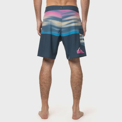Boardshort Quiksilver Everyday Division Spaceman 18 - Masculino - Foto 3