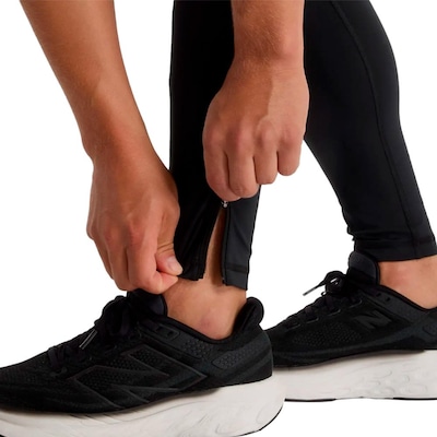 Calça Legging New Balance Sport Essentials - Masculina - Foto 4