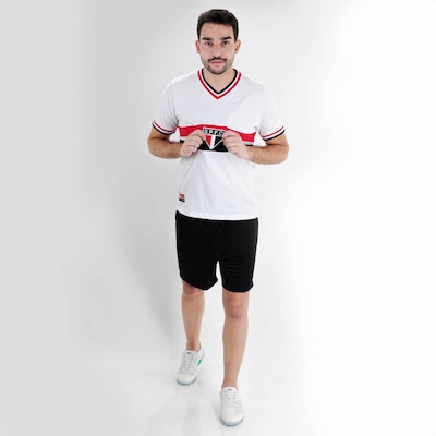 Camiseta do São Paulo RetrôMania 1969 - Masculina - Foto 6