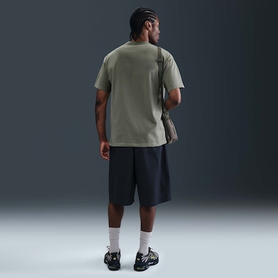 Camiseta Nike Sportswear Premium Essentials - Masculina - Foto 5