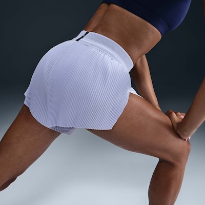 Shorts Nike Dri-Fit ADV Aeroswift - Feminino - Foto 2
