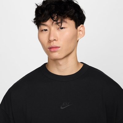 Camiseta Nike Sportswear Premium Masculina - Foto 3
