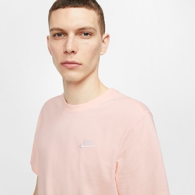 Camiseta Nike Sportswear Club Masculina - Foto 4