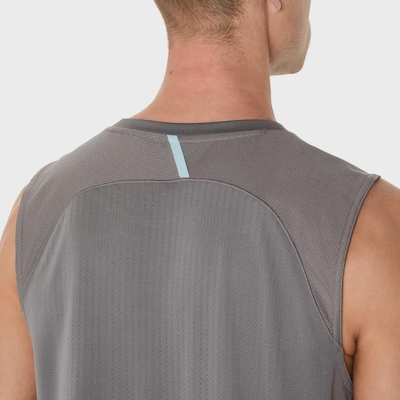 Camiseta Regata Asics Jacquard Actibreeze Masculina - Foto 4