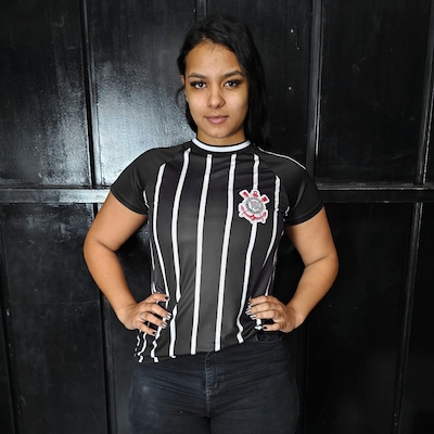 Camisa do Corinthians Feminina Coimbra Baby Look Listrada Recortes - Foto 2