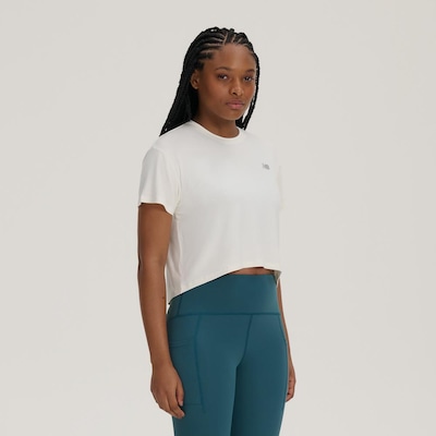 Camiseta New Balance Cropped Drapey - Feminina - Foto 2