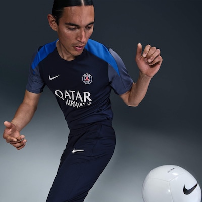 Camiseta Paris Saint-Germain Nike Strike Masculina - Foto 5