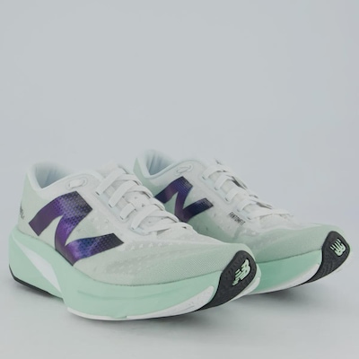 Tênis New Balance Fuelcell Rebel V4 Feminino - Foto 2