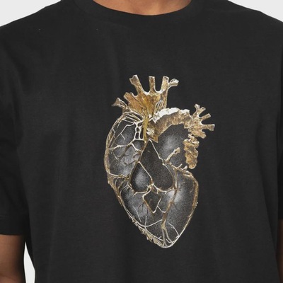 Camiseta Masculina MCD Peito Coração - Foto 4
