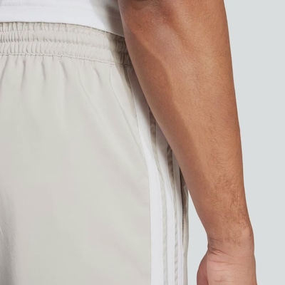 Shorts adidas Essentials Chelsea Masculino - Foto 5