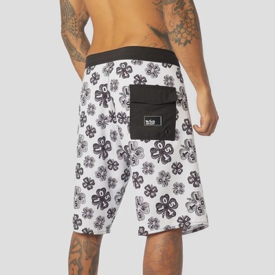 Bermuda Lost Clover Masculina - Foto 2