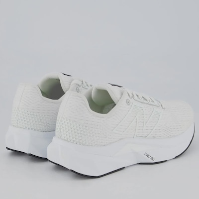 Tênis Feminino New Balance Fuelcell Propel V5 - Foto 3