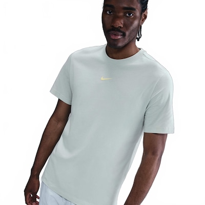 Camiseta Nike Sportswear Masculina - Foto 5