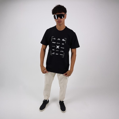 Camiseta Oakley Logomania Edição Comemorativa 50 anos Masculina - Foto 6