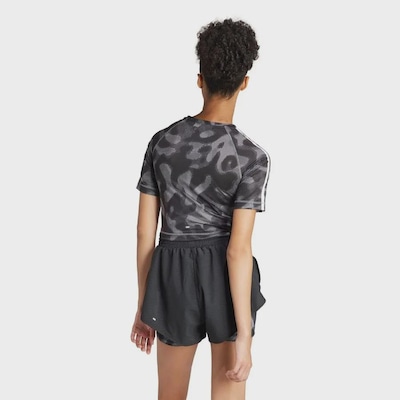 Camiseta adidas Estampada Own The Run Três Listras Feminina - Foto 2