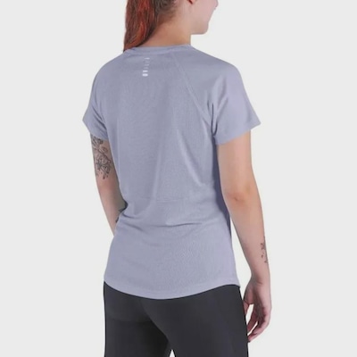 Camiseta Under Armour Speed Stride Feminina - Foto 2