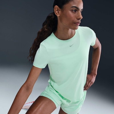 Camiseta Nike Dri-FIT One Feminina - Foto 4