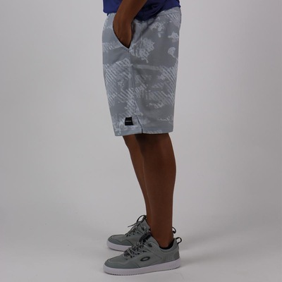 Bermuda Oakley Camo Trunkshorts Masculina - Foto 4