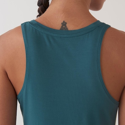 Camiseta Regata New Balance Drapey Feminina - Foto 4