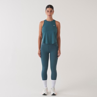 Camiseta Regata New Balance Drapey Feminina - Foto 5
