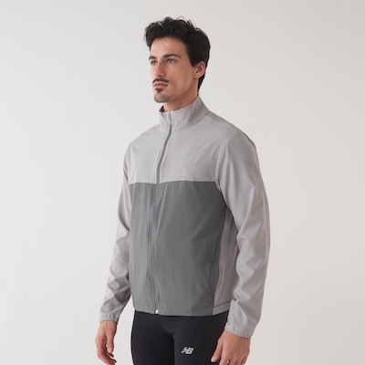 Jaqueta Corta Vento New Balance Sport Essentials Masculino - Foto 1
