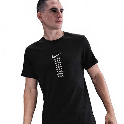 Camiseta Nike Sportswear Connect Masculina - Foto 5