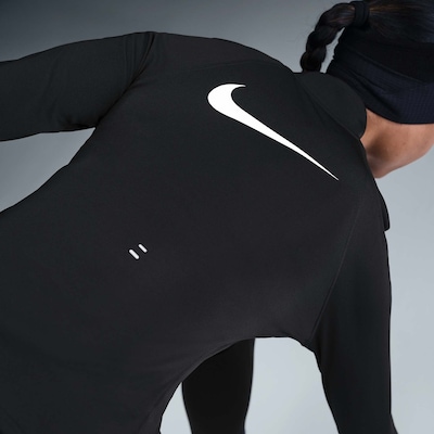 Camiseta Nike Swoosh Feminina - Foto 2
